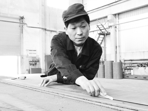 這個“裁縫”不一般——記機械製造廠鉚焊分廠鉚工一班組長趙樺明