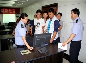 陝煤化澄合鐵運分公司舉行新工入職歡迎會