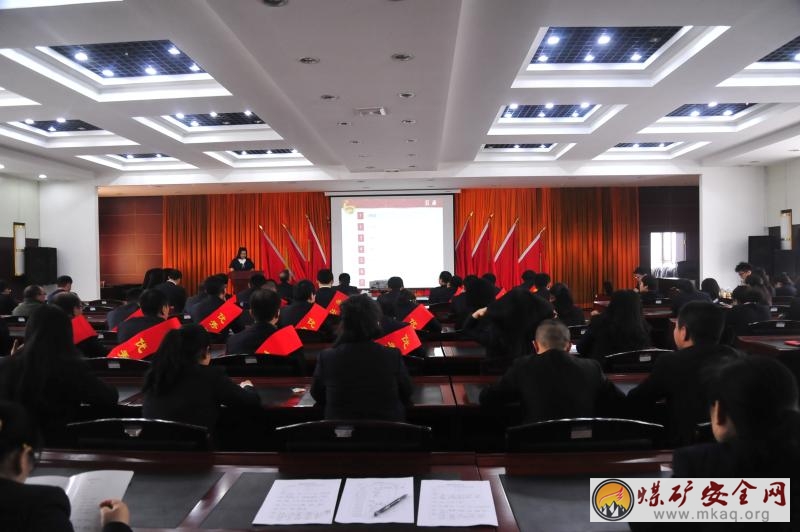 潞寧公司“道德講堂”傳遞愛崗敬業正能量