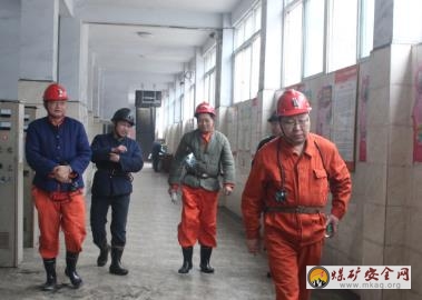 達竹公司黨委書記曹善華到柏林煤礦檢查指導工作