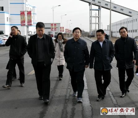 長治市副市長郜雙慶一行到李村煤礦檢查指導