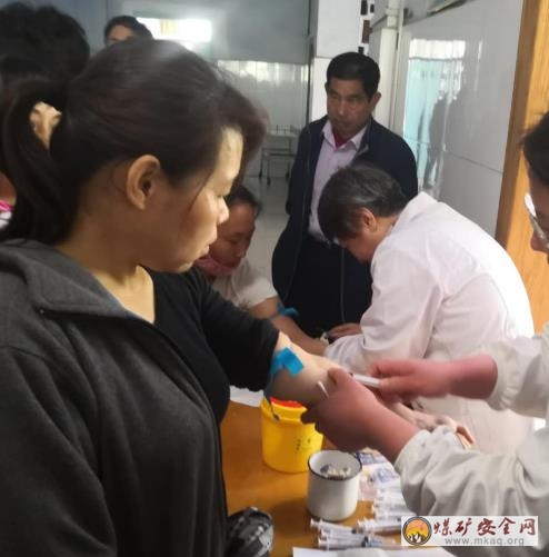 山東能源新礦集團翟鎮煤礦組織公共場所（餐飲）從業人員健康查體
