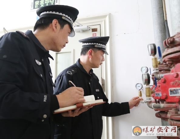 山東能源重裝集團魯南裝備公司：防火防患  時時上心