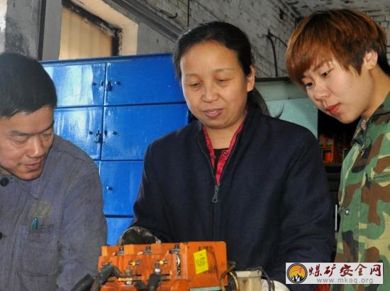 鶴煤三礦技術練兵促員工崗位成才