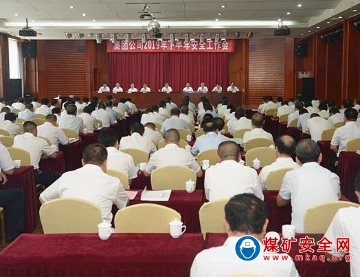 王玉寶在西山煤電下半年安全工作會上提出：做到三個“深刻認識” 實現全年安全“零”目標