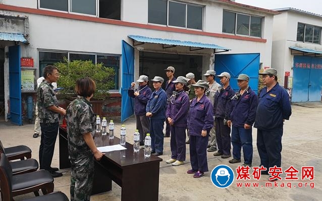 興隆莊礦生產服務中心舉辦錨固劑工崗位技能比武