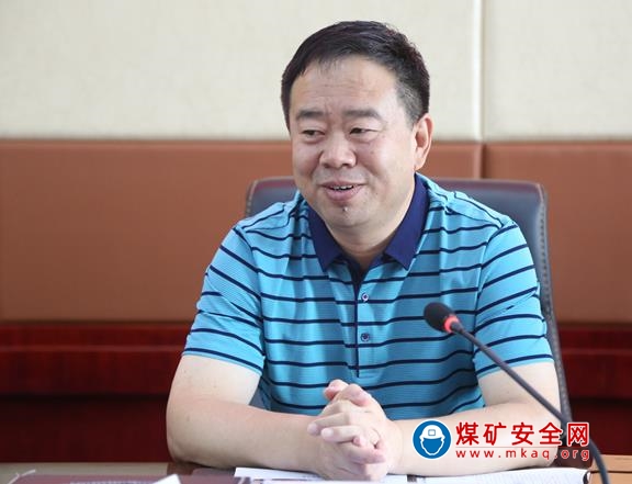 王玉寶到西銘礦調研工作時要求：在減人提效上下功夫 在培養人才上加力度