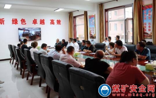 朔煤宏程公司：節前廉政教育 敲響廉潔警鍾