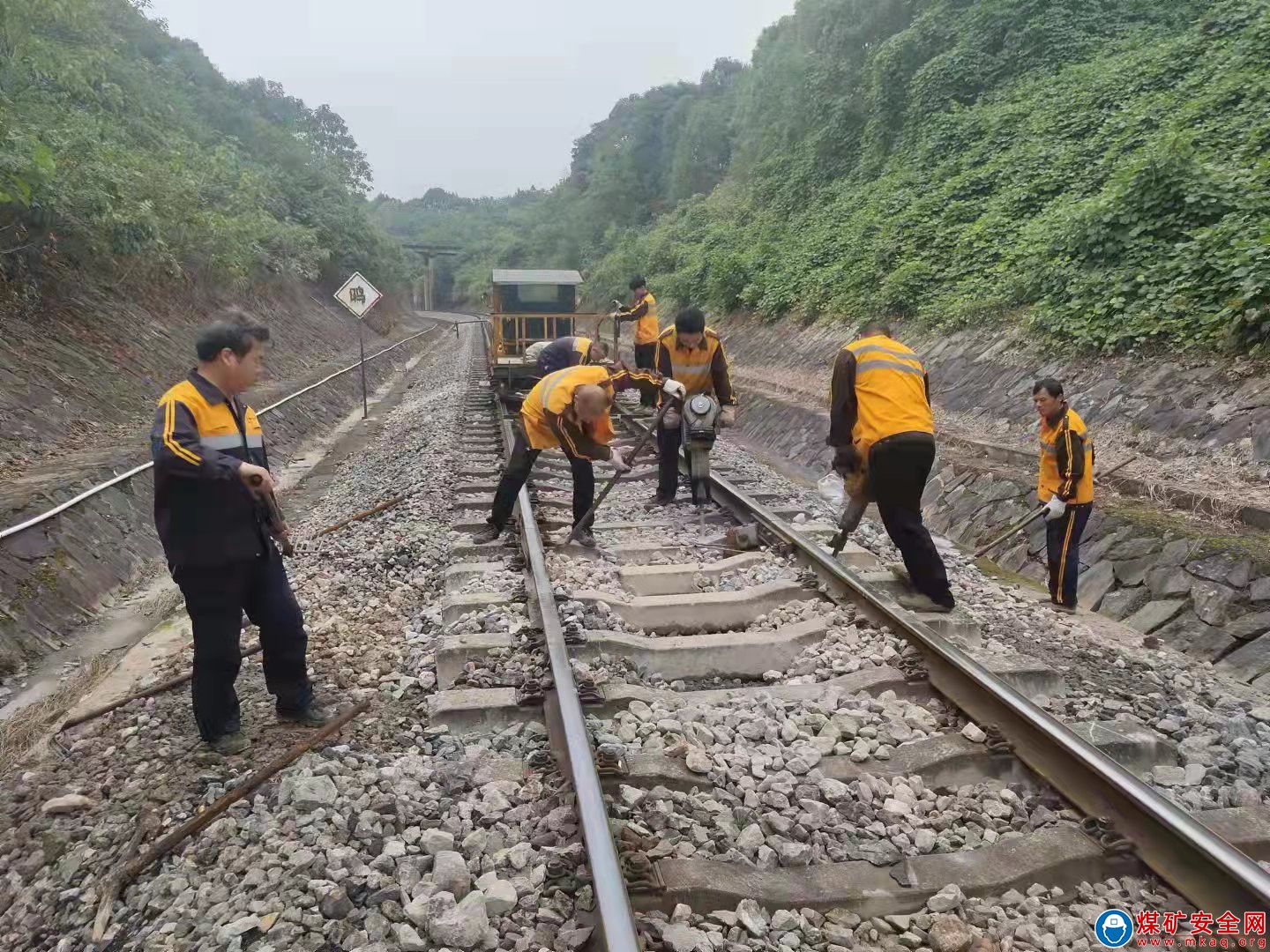 蒲白鐵運公司：築牢冬季作業安全屏障