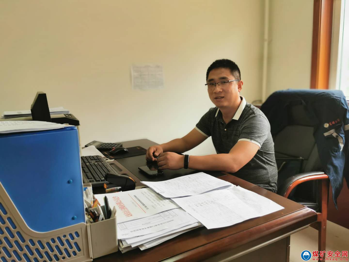 代石嶺：把青春獻給身後的礦山，把汗水灑下腳下的煤海