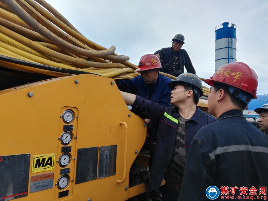  蒲白礦業煤礦運營公司關注青年解難題、“技術扶貧”促提升