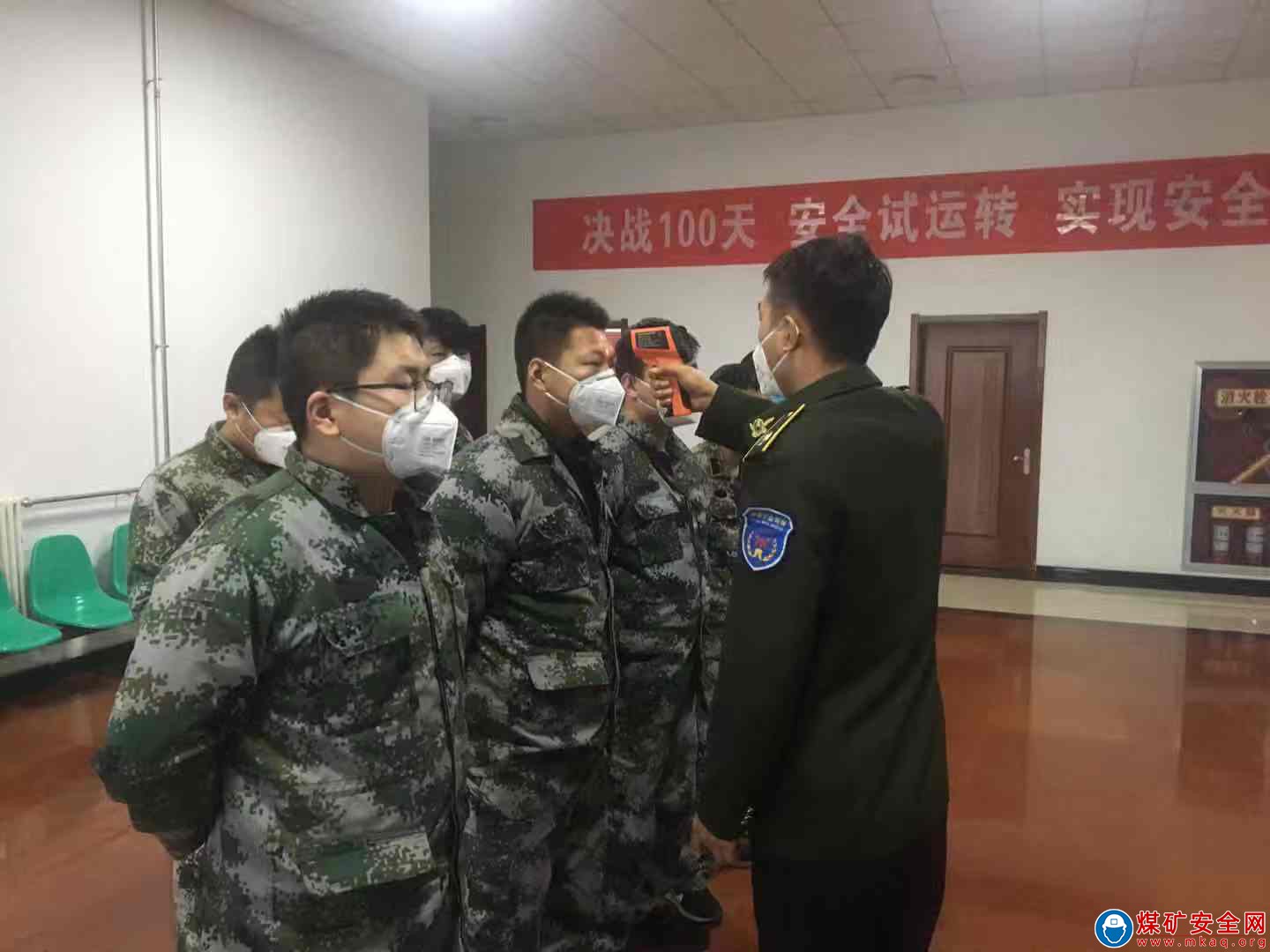 蒲白救護消防大隊袁大灘中隊防控訓練兩不誤