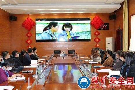 崇尚科學、防範邪教、共建和諧——晉能控股煤業集團燕子山礦開展反邪教警示教育宣傳活動