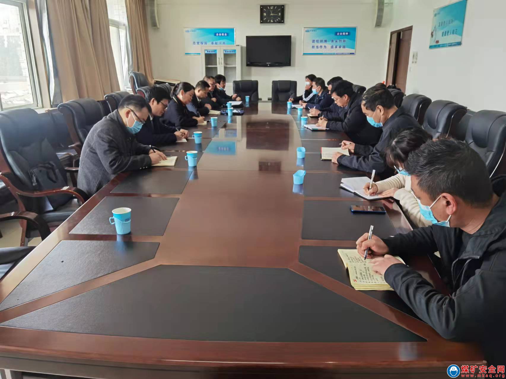 義煤集團能力作風建設考核組到石壕煤礦考核指導工作