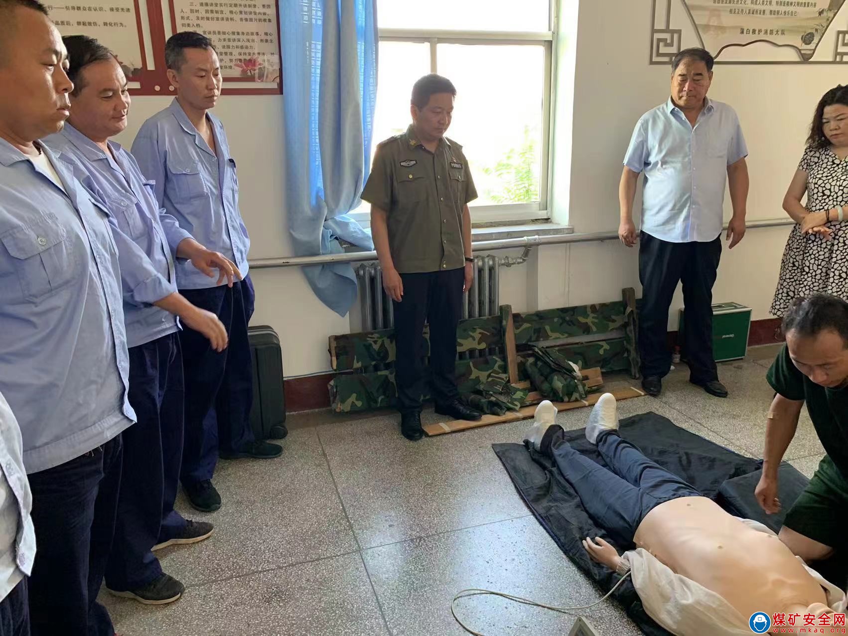 蒲白救護消防大隊對兄弟單位進行醫療急救培訓