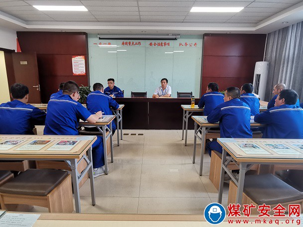 中能袁大灘礦業運輸隊：三項舉措順利完成11206順槽皮帶安裝工作
