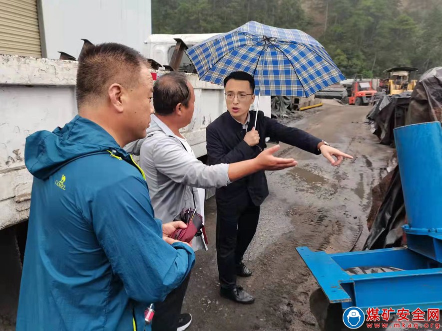 蒲白礦業煤礦運營公司築牢“雨季三防”安全防線