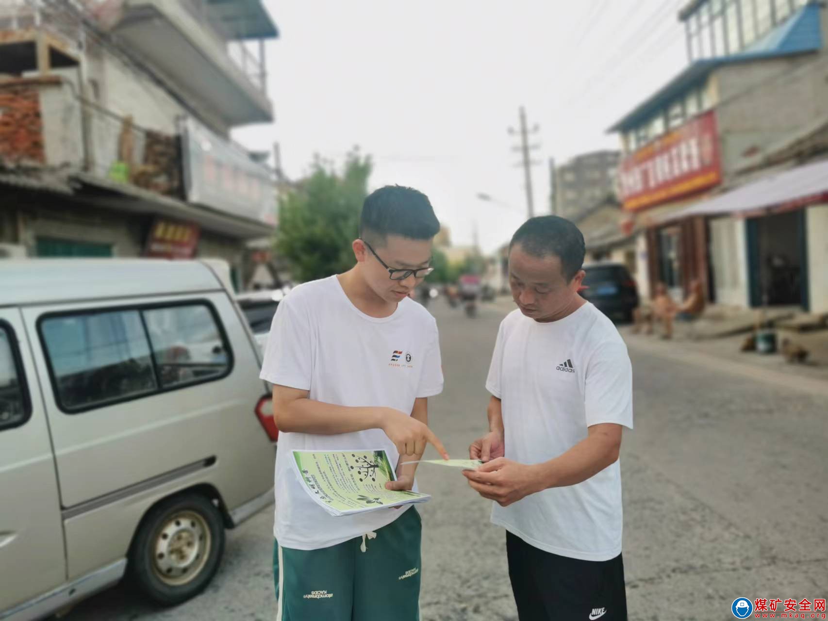 安全工程學院“尋寶瓦斯”實踐團在各地開展生態文明知識宣傳活動