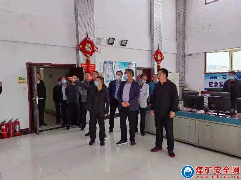 李軍到河南能源義煤公司石壕煤礦調研指導工作