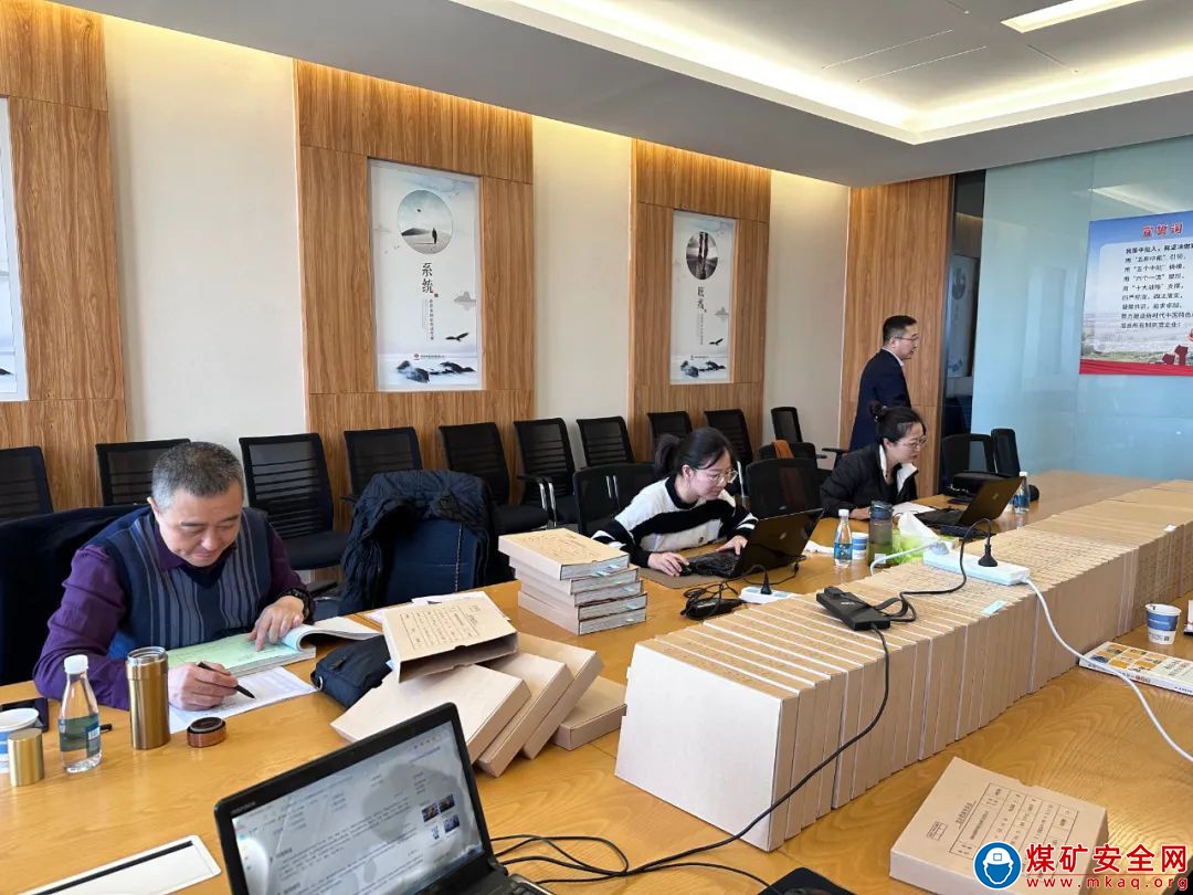 國家稅務總局榆林市稅務局第一稅務分局到中能袁大灘礦業檢查指導