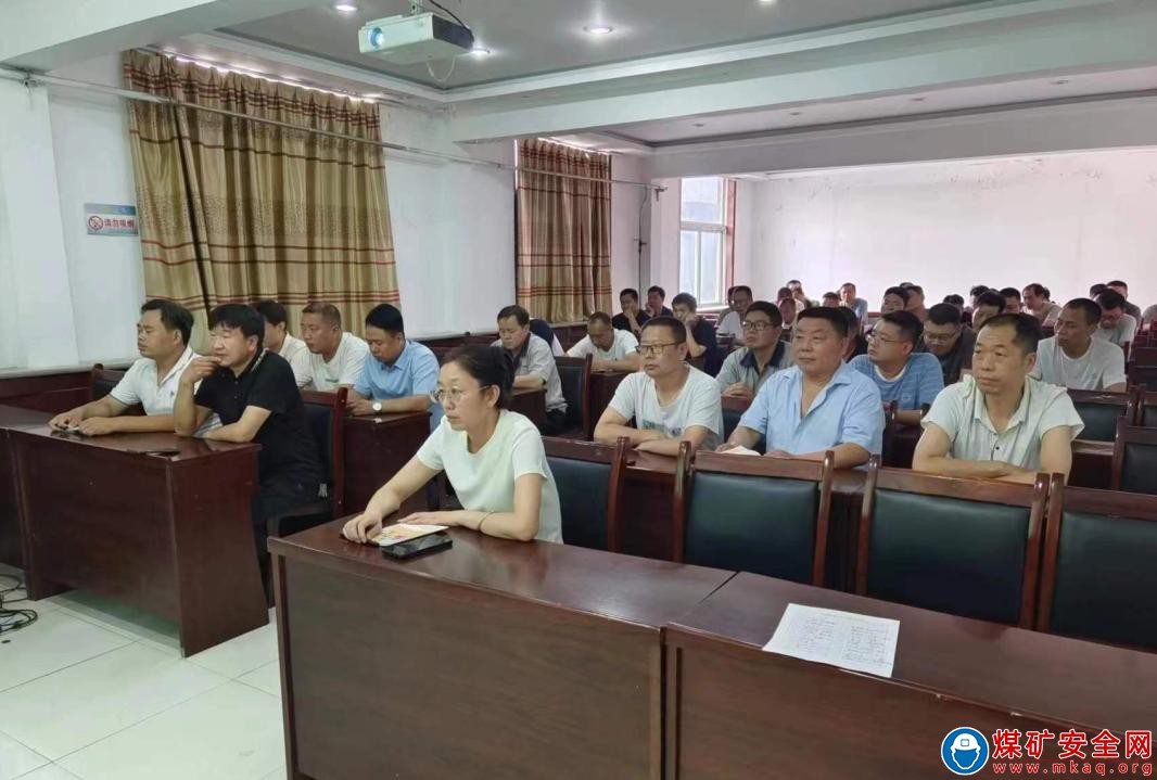 河南能源義煤公司石壕煤礦：專項培訓提素質 強本領