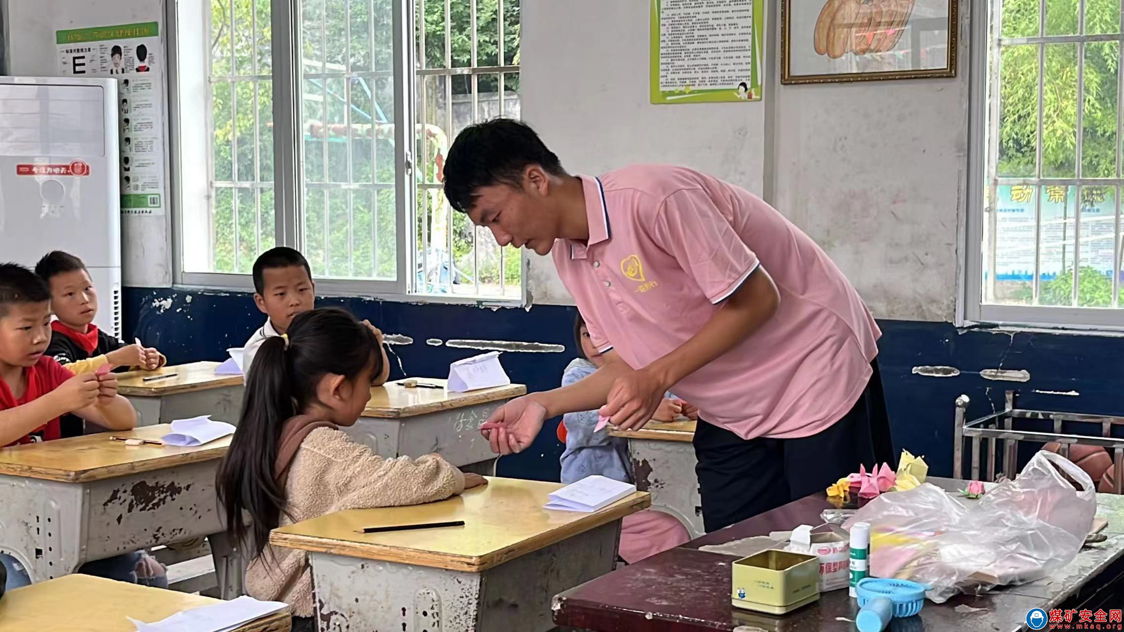 “一路黔行”支教團習水分隊正式開始開學第一課