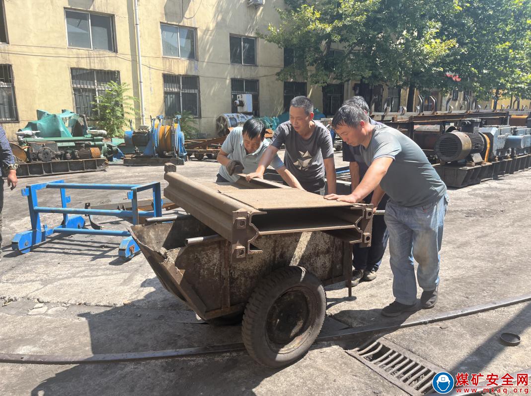 河南能源義煤公司石壕煤礦：下力氣 細分解 創建節約型礦井