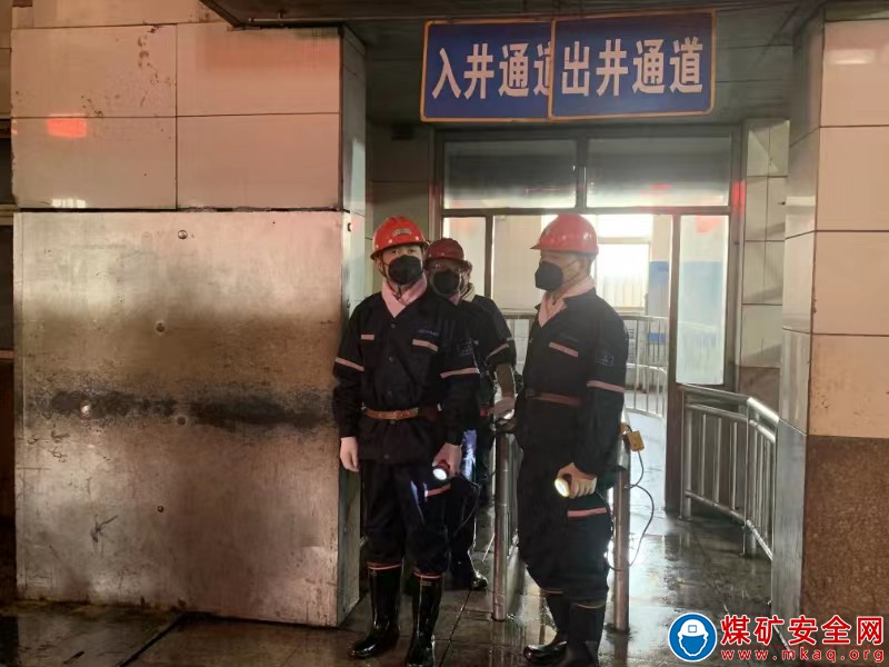 河南能源義煤公司石壕煤礦：爭先創優強責任