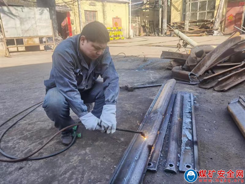 河南能源義煤公司石壕煤礦：樹立目標做貢獻