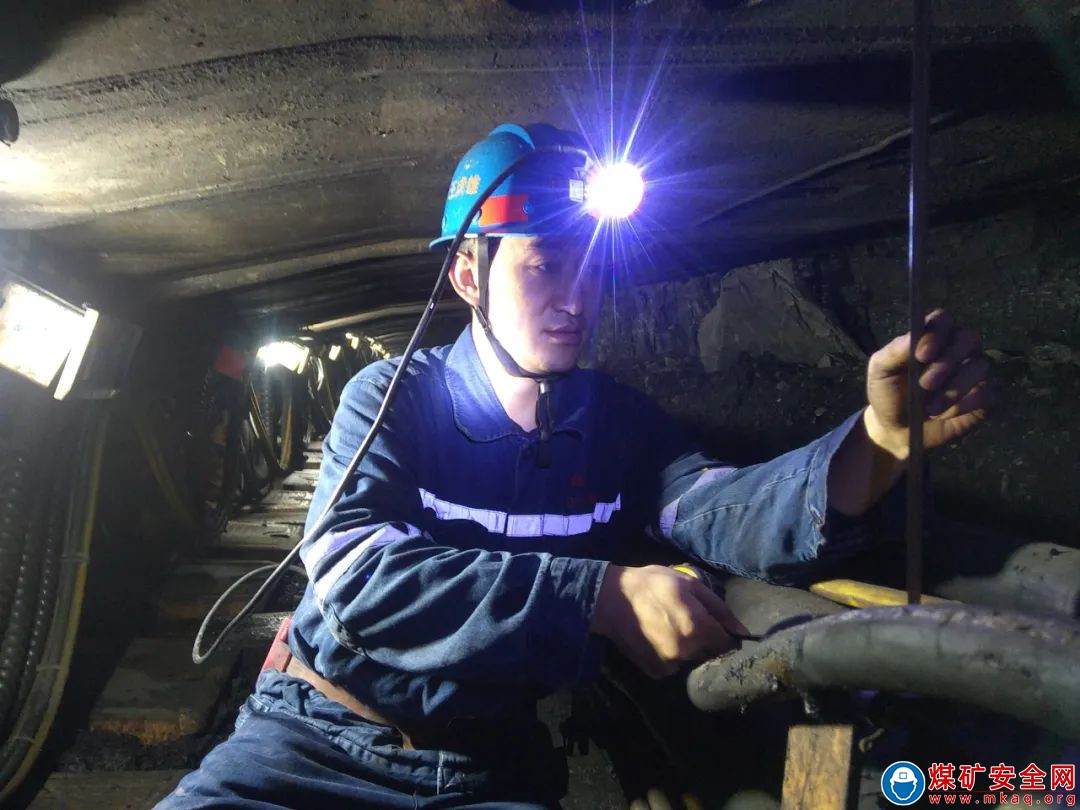 中能袁大灘礦業綜采二隊王虎雄：在平凡中堅守，用汗水澆灌收獲